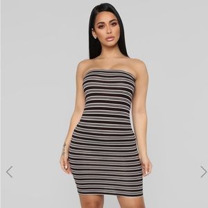 Fashion Nova Strapless dress